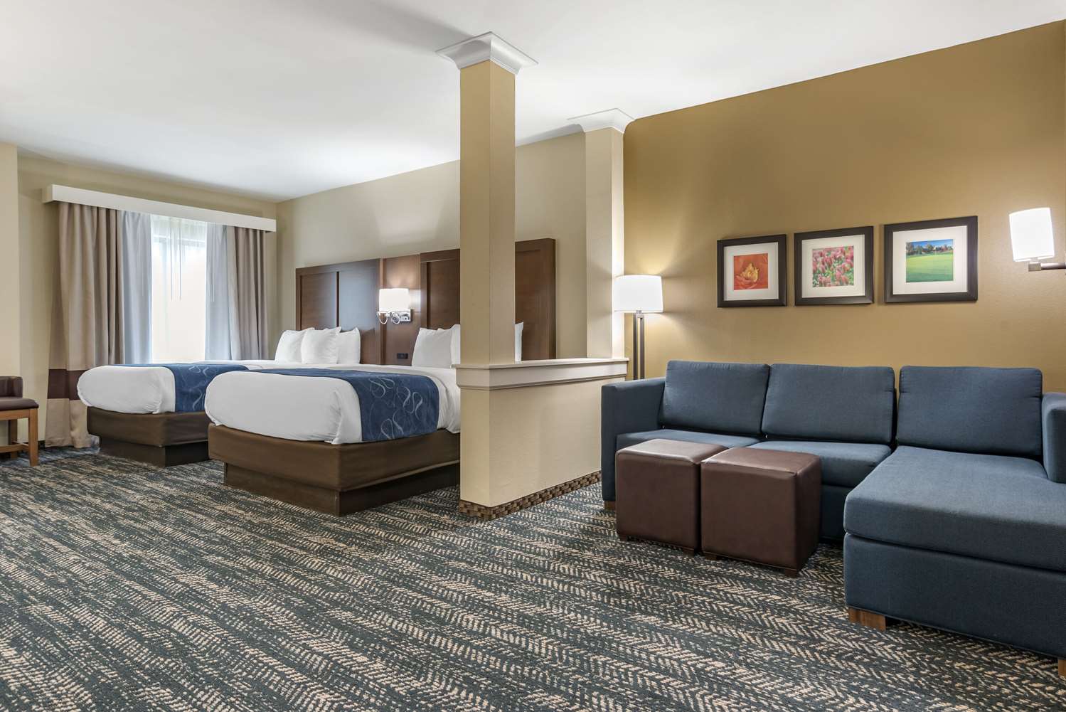 SUITE, 2 QUEEN BEDS