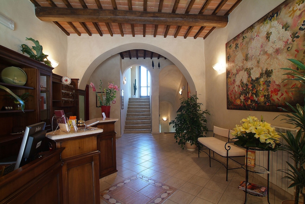 Hotel dei Capitani 55/65