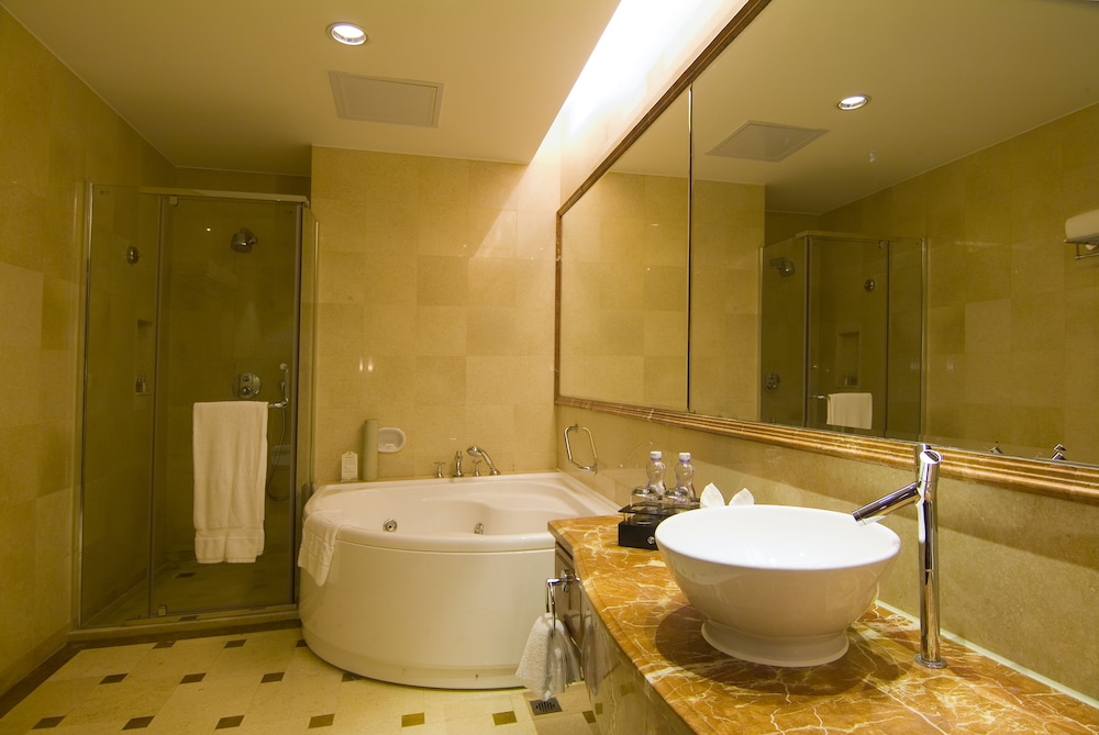 Hengfeng Haiyue International Hotel 49/50