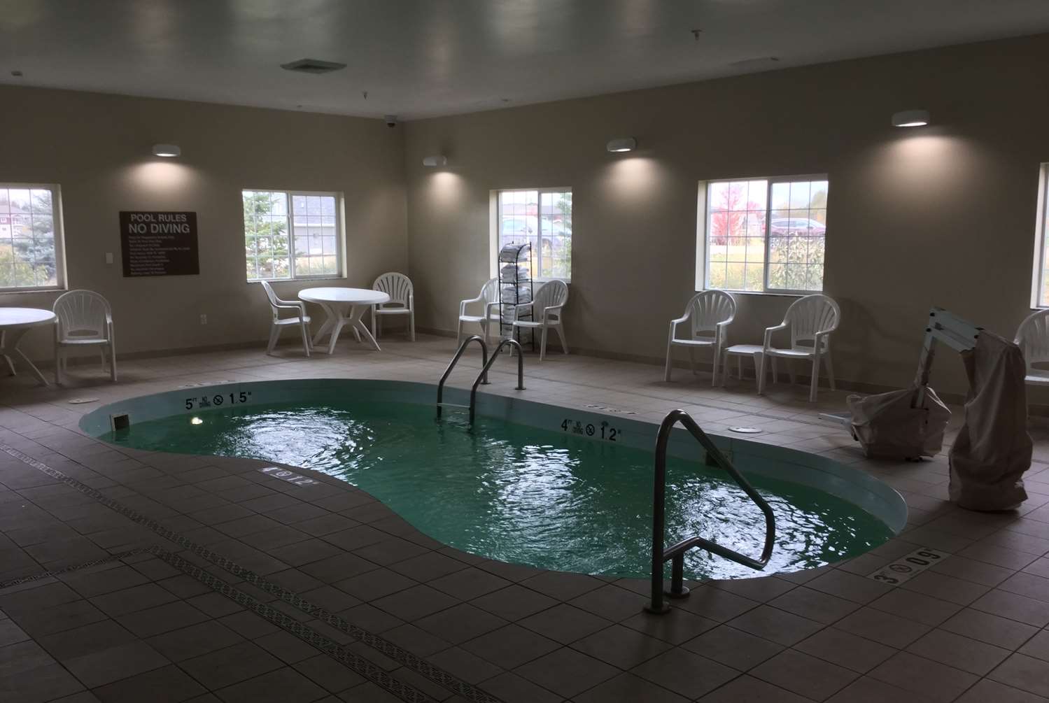 Microtel Inn Suites By Wyndham Dickinson 4/8