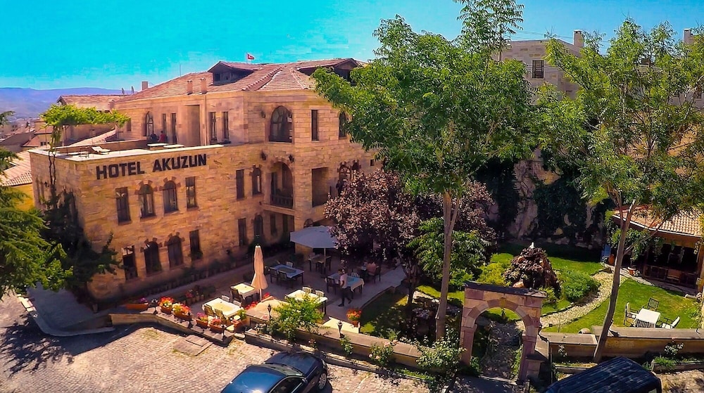 AKUZUN HOTEL 2/65
