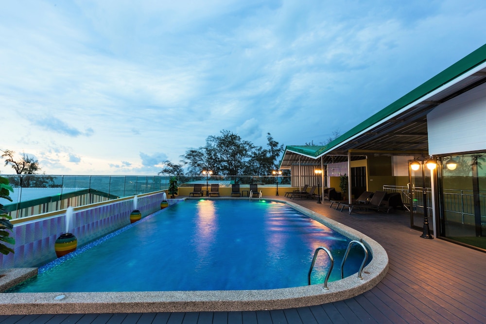 Anda Beachside Hotel 78/85