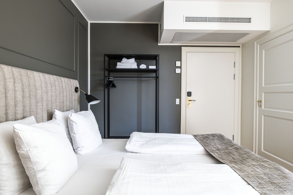 Hotel Sct Thomas 9/50