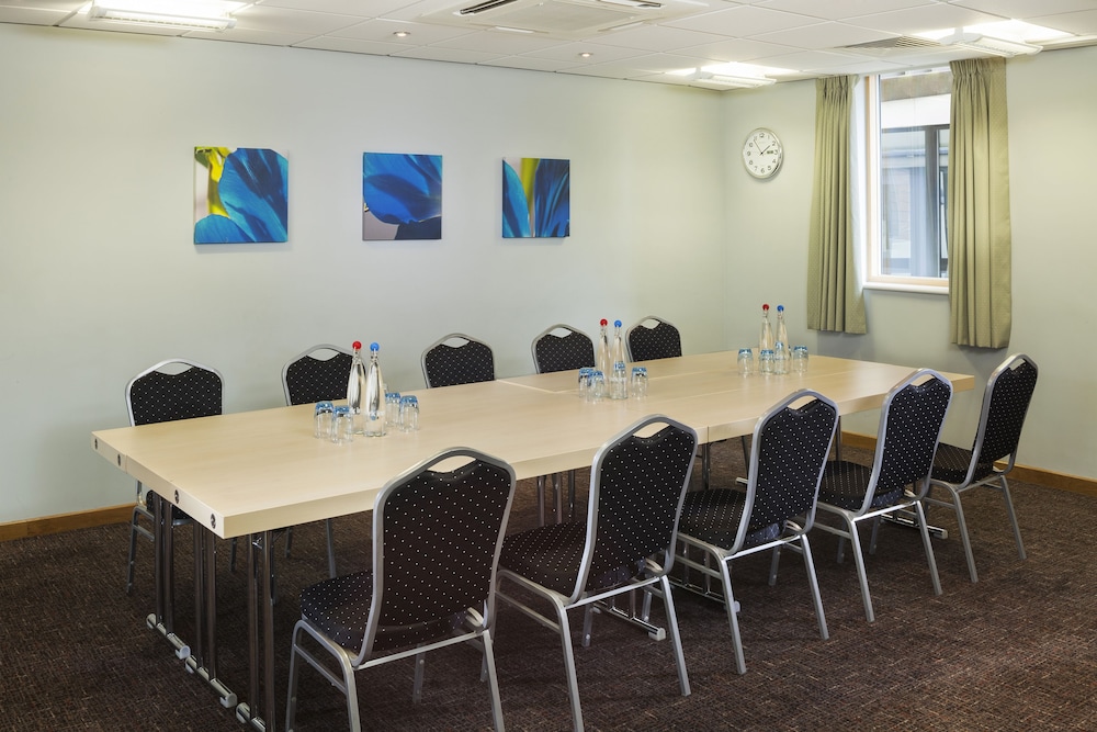 Park Inn By Radisson Peterborough 53/57