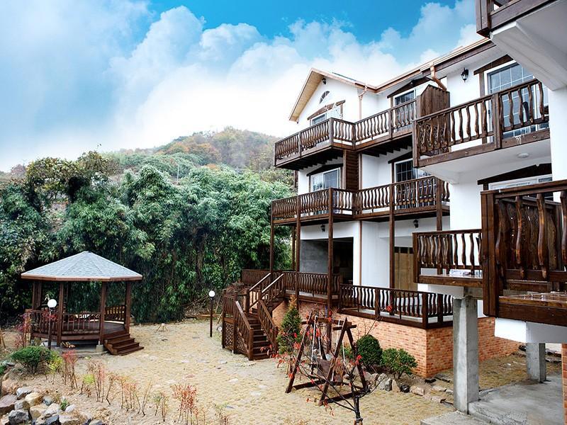 Gyeungju Love Story Pension 7/18
