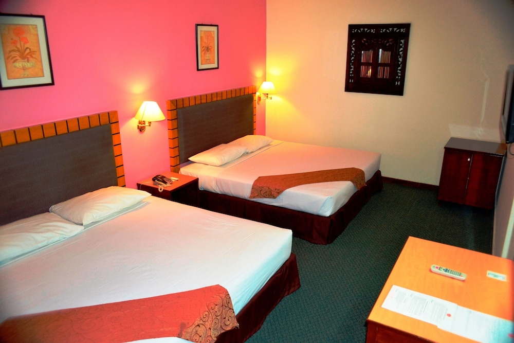 Hotel Caliber 18/40
