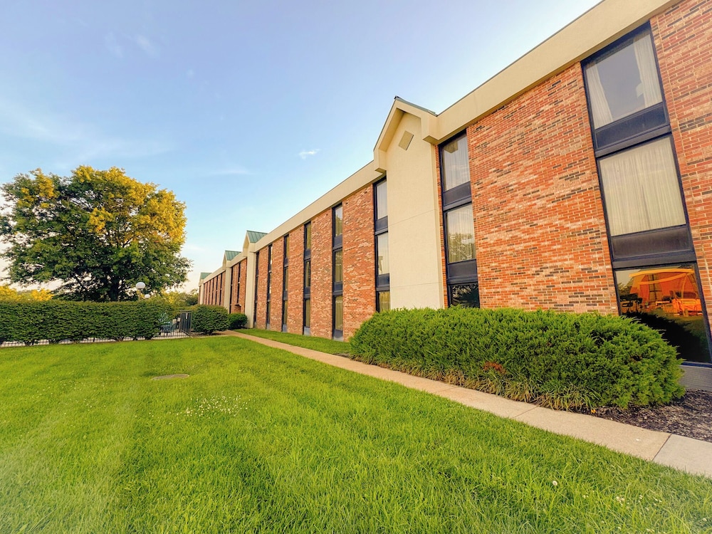 Wingate by Wyndham St. Louis/Fenton Route 66 10/16