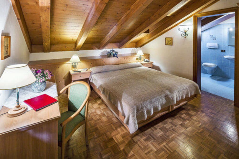 Piccolo Pocol Hotel 12/23