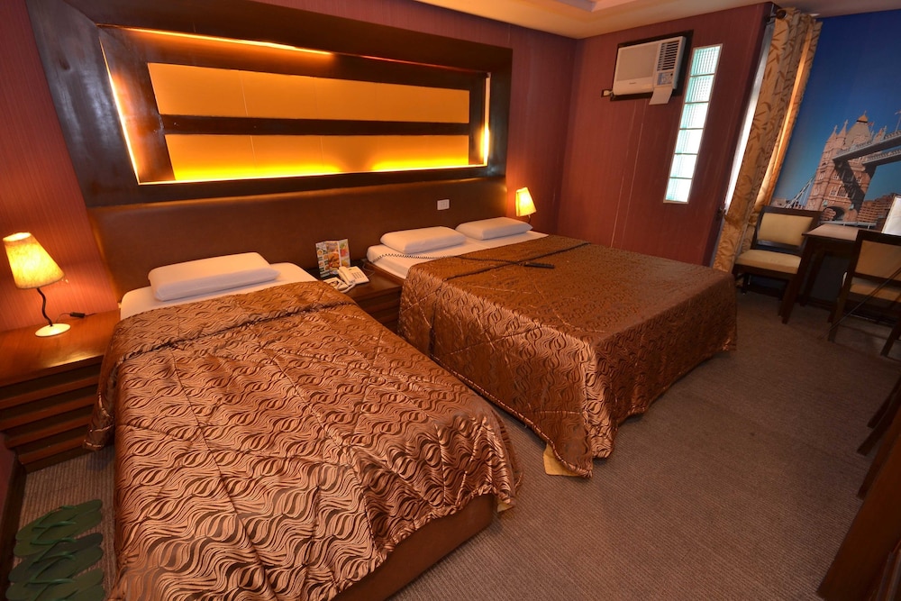 Tuscany Hotel Baguio 23/32