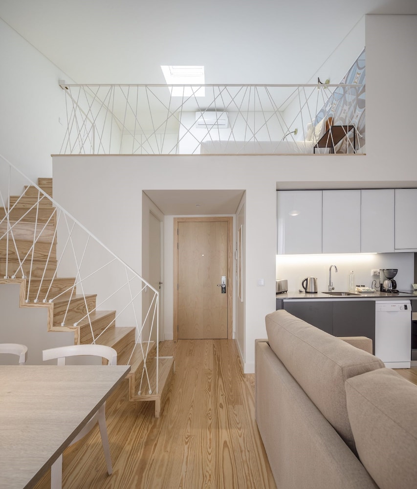 Lisbon Serviced Apartments Santos 38/50