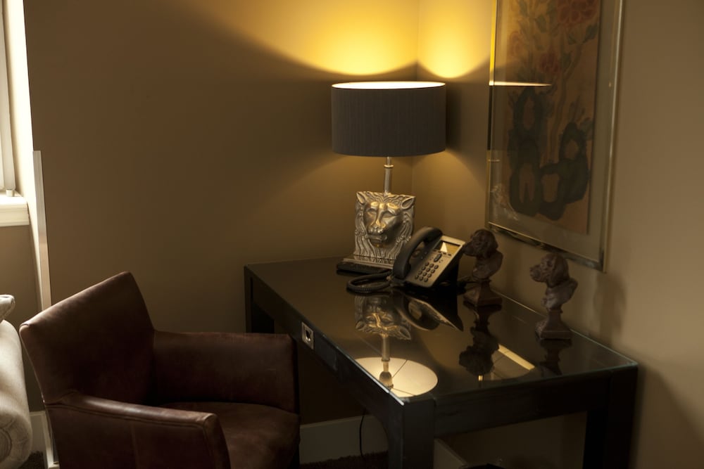 Georges Hotel 24/33