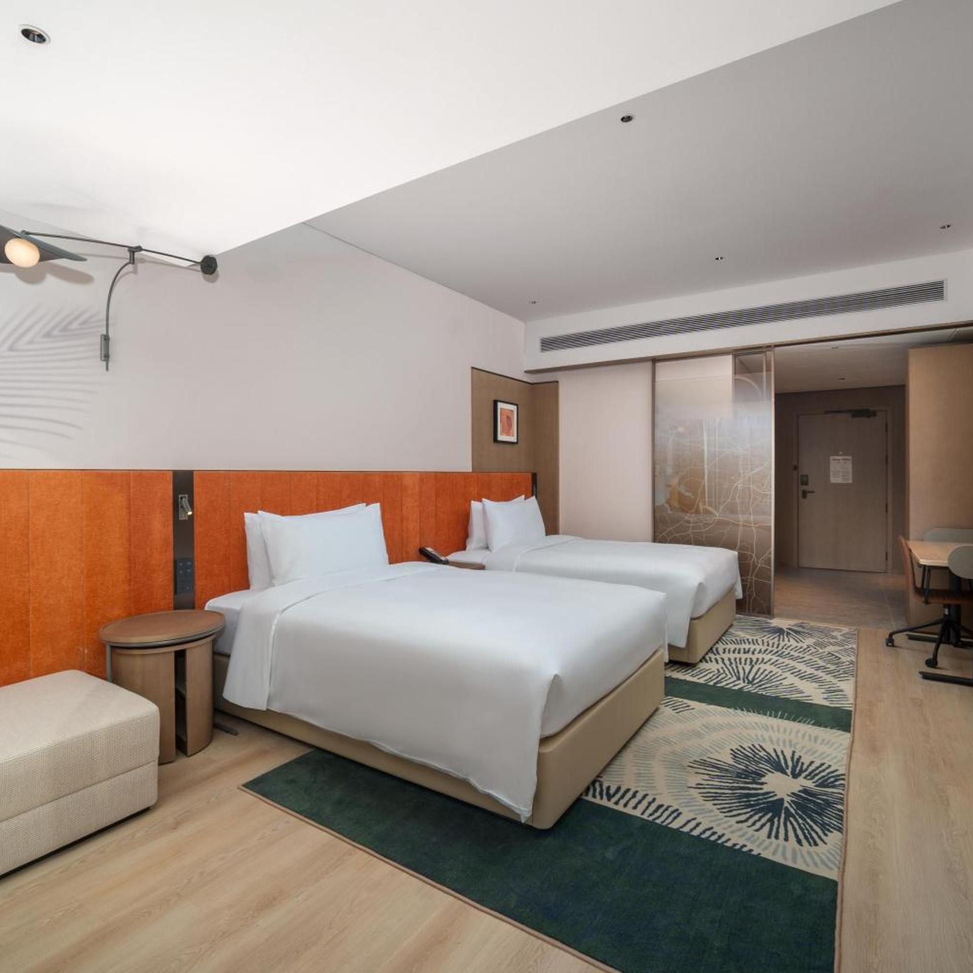 Hilton Garden Inn Huaian Jinhu 25/57
