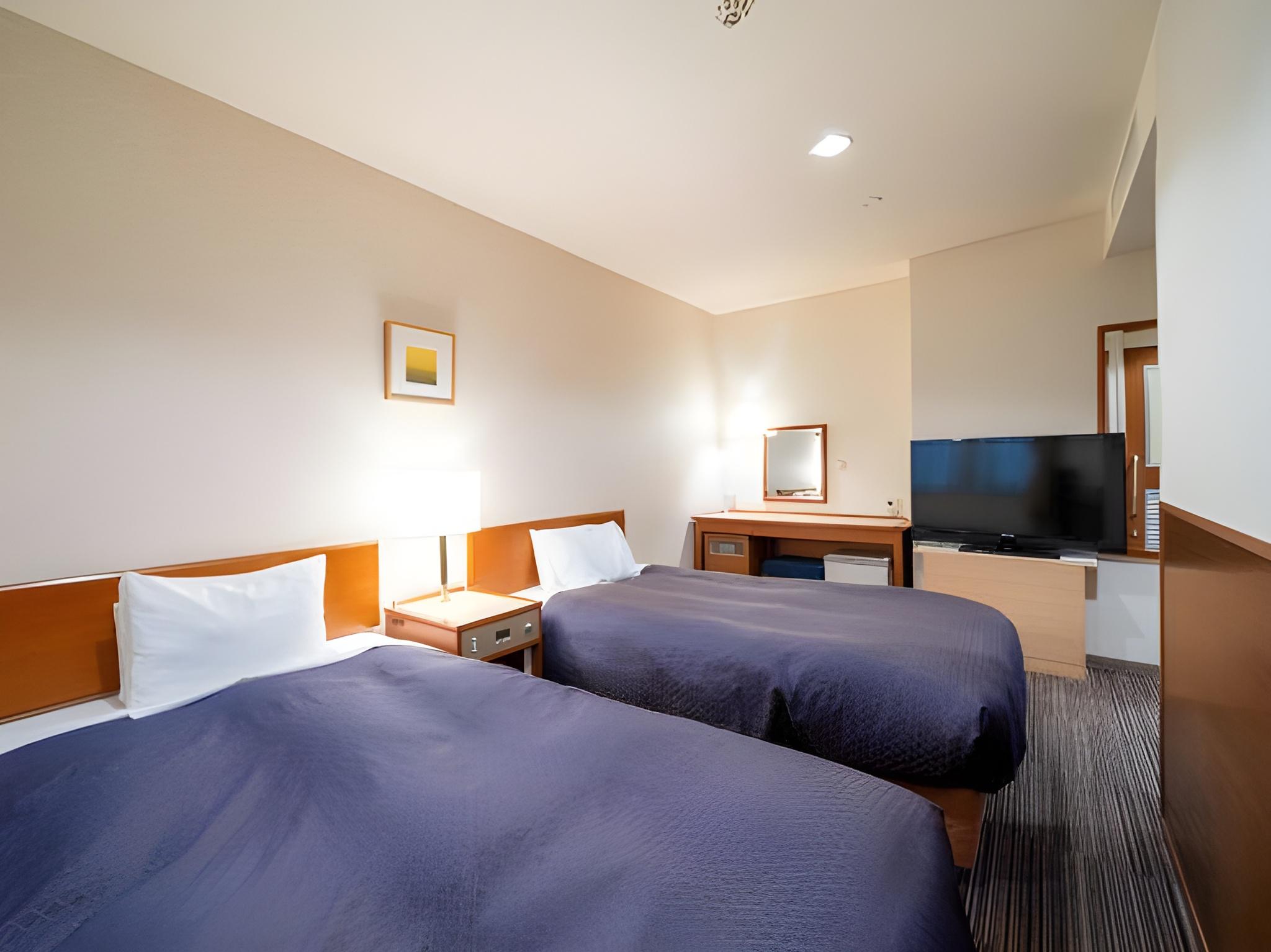 Semi Room, Universal, 2 Semi Double Beds
