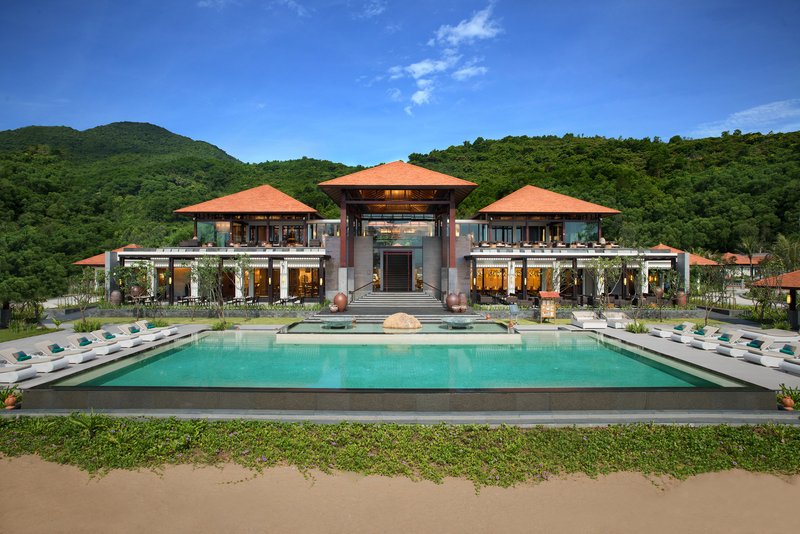 Banyan Tree Lang Co 76/78