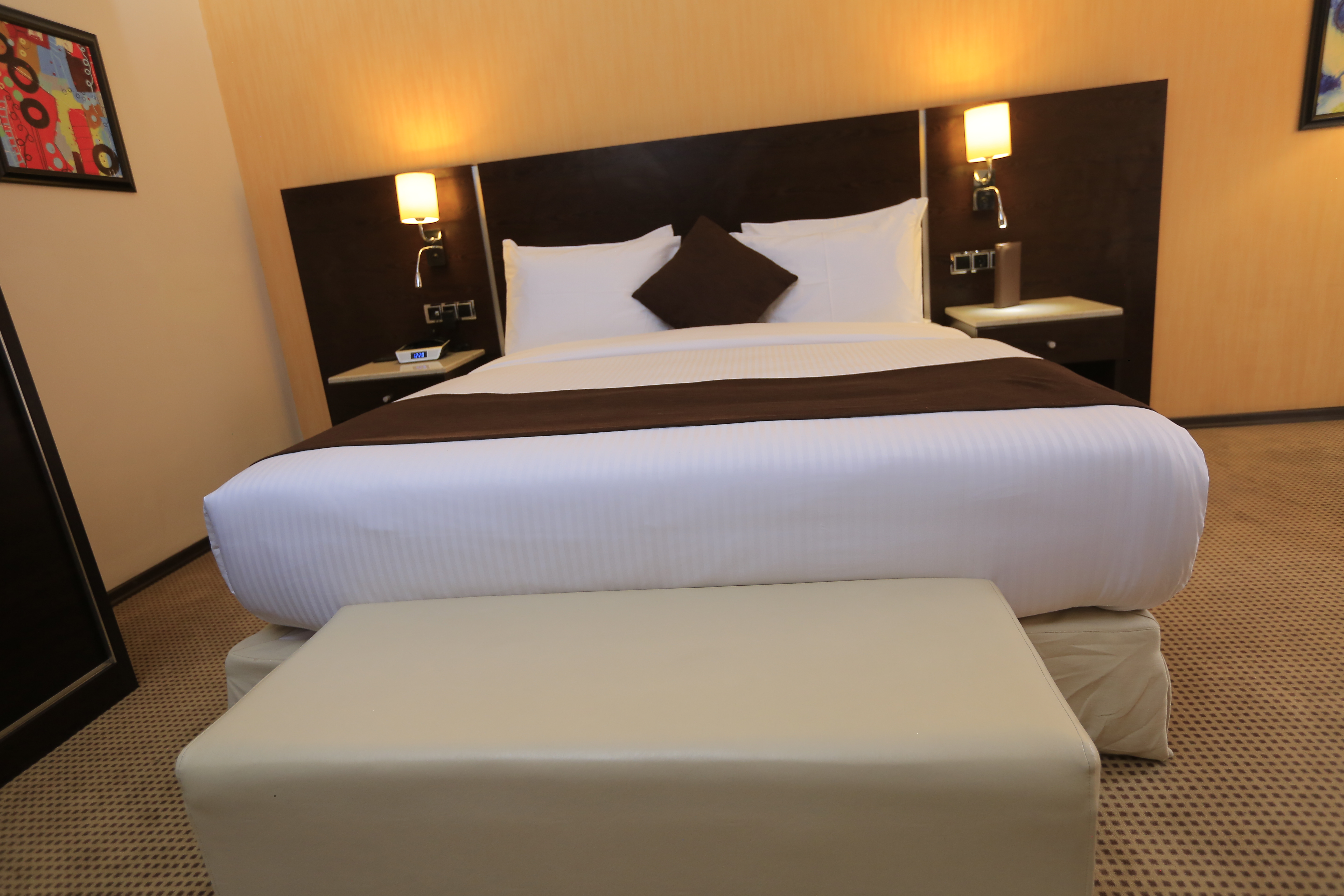 STANDARD, DOUBLE BED