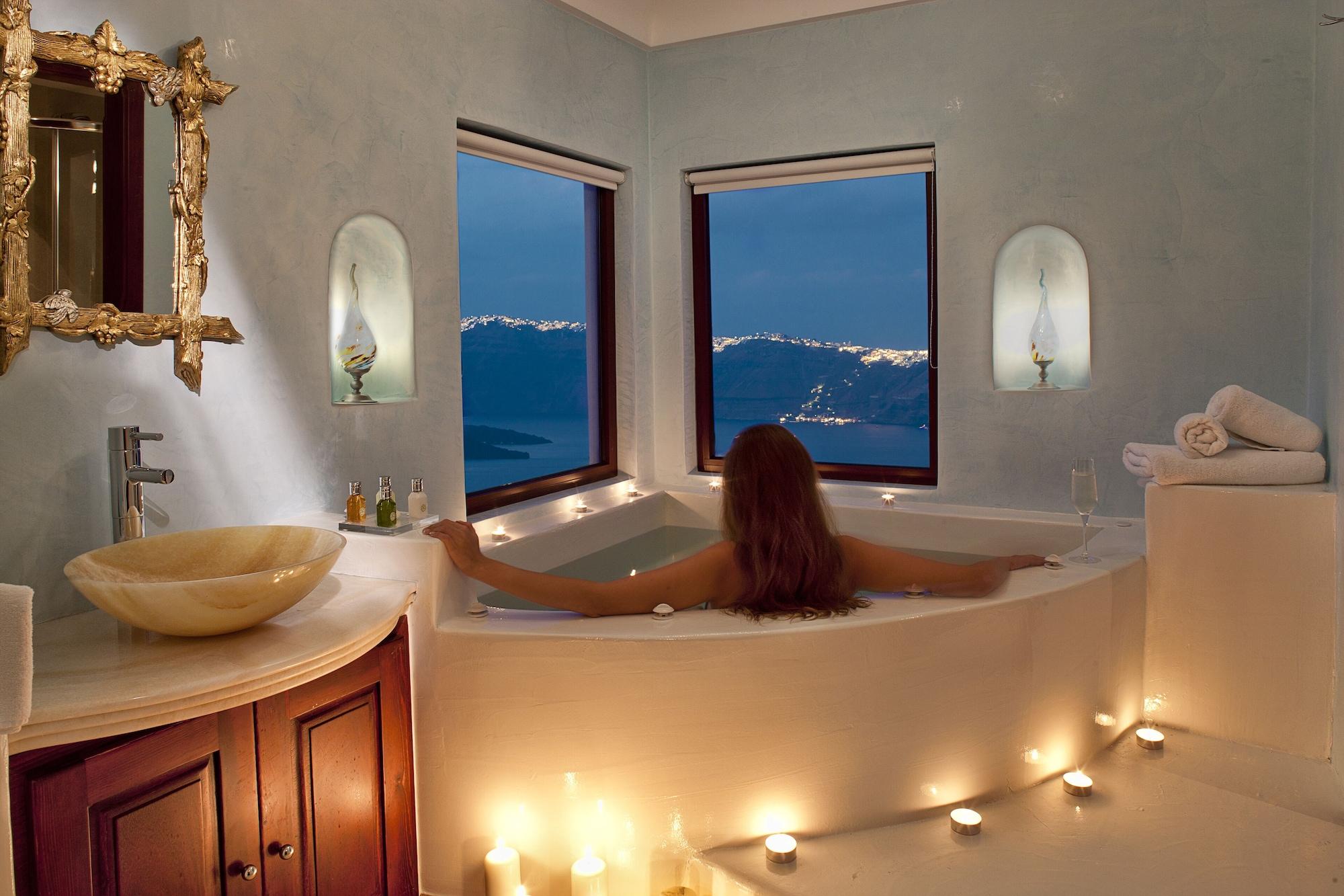 Senior, Suite, Hot Tub