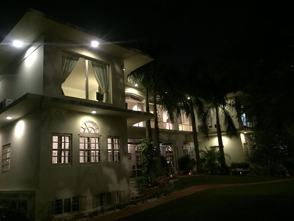BARWARA KOTHI 2/49