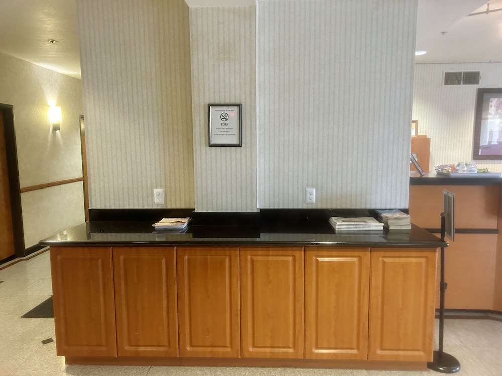 Best Western Huntington Beach 15/65