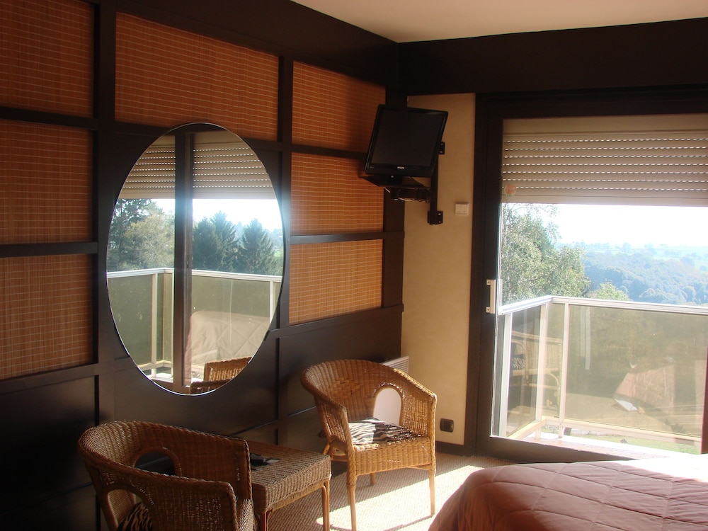 Hotel authentic by balladins Rodez / Le Ségala 32/52