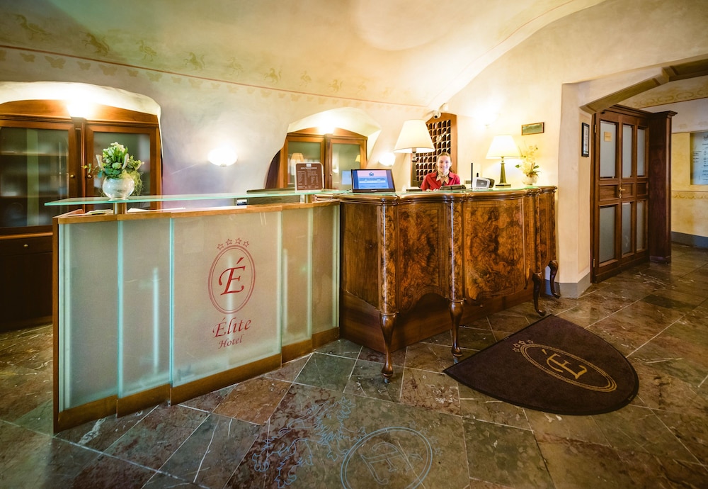ELITE HOTEL 3/50