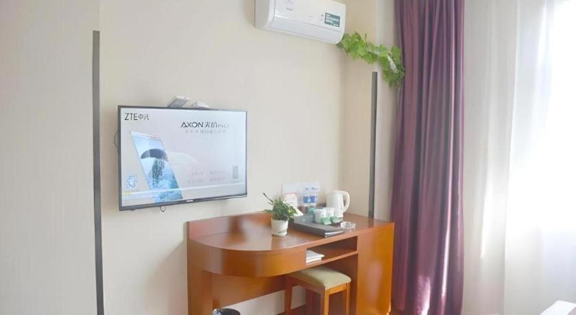 GreenTree Inn Jiangsu Suzhou Kunshan Beimen Road Express Hotel 14/50