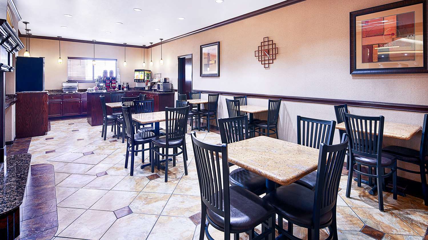 Best Western Plus Royal Mountain Inn and Suites 9/12