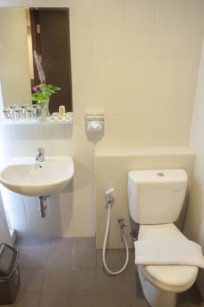 Sahid Skyland City Jatinangor Hotel 37/38
