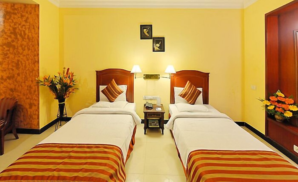 AADITHYA HOTEL 19/29