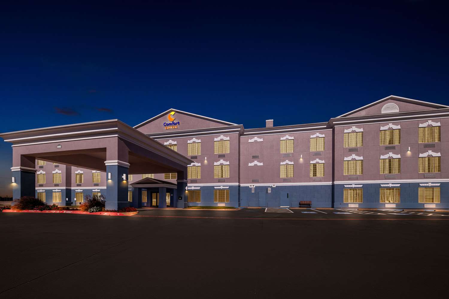 Roanoke Suites 2/24