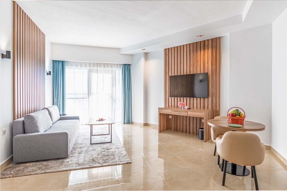 Pyramisa Hotel Apartments 50/67