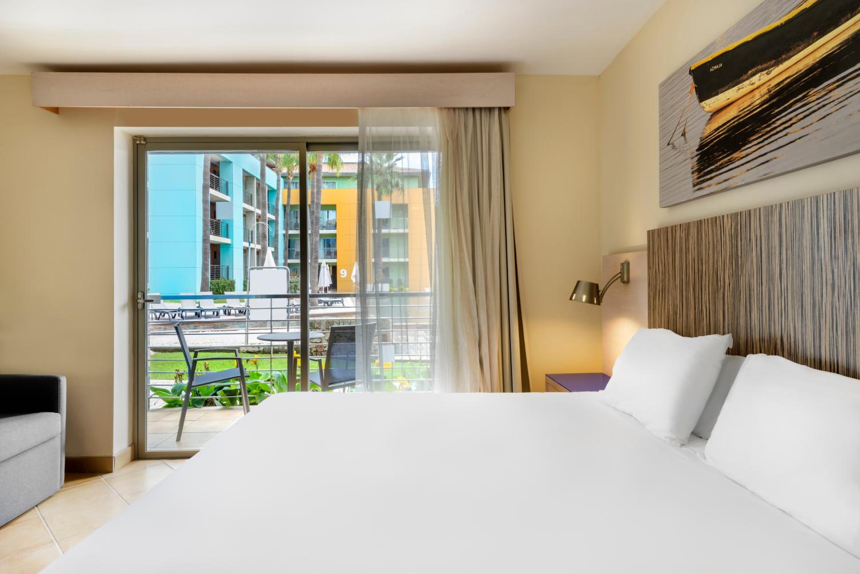 Superior, Queen and Twin Beds