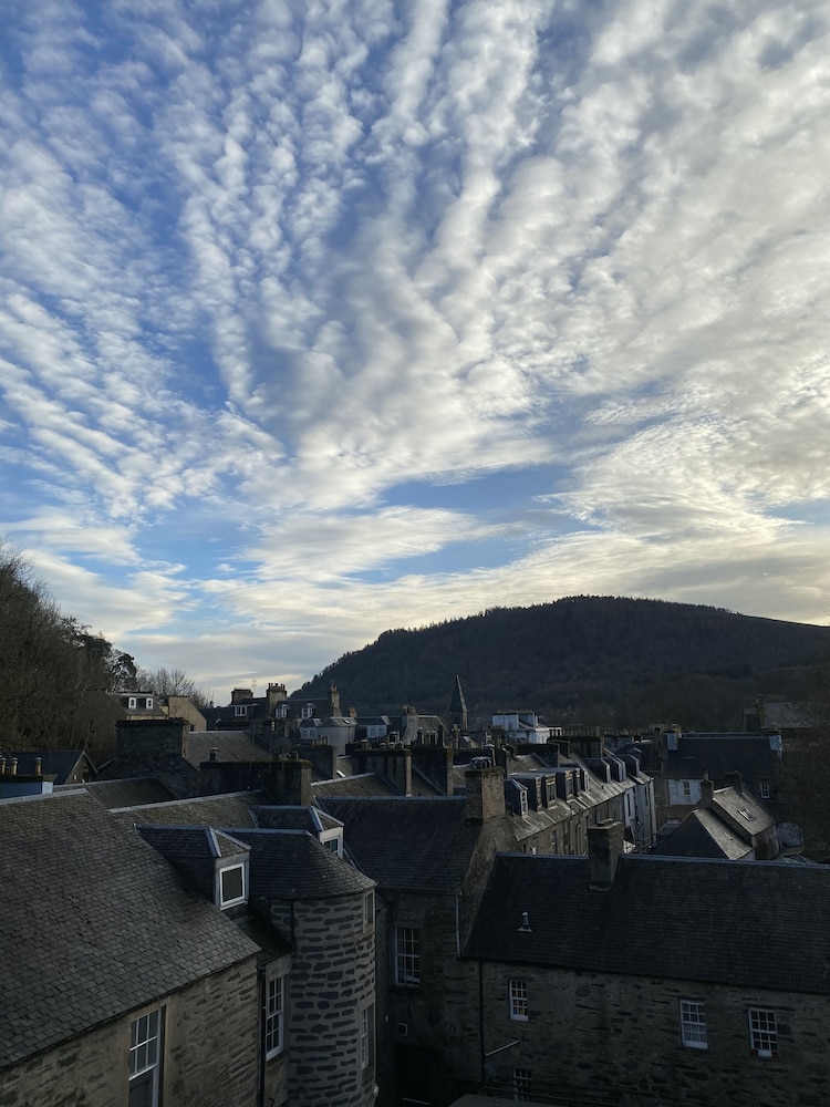 Royal Dunkeld 28/30