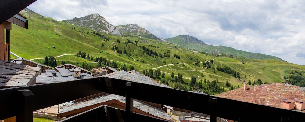 PV RESIDENCE LES CONSTELLATIONS - LA PLAGNE 37/46