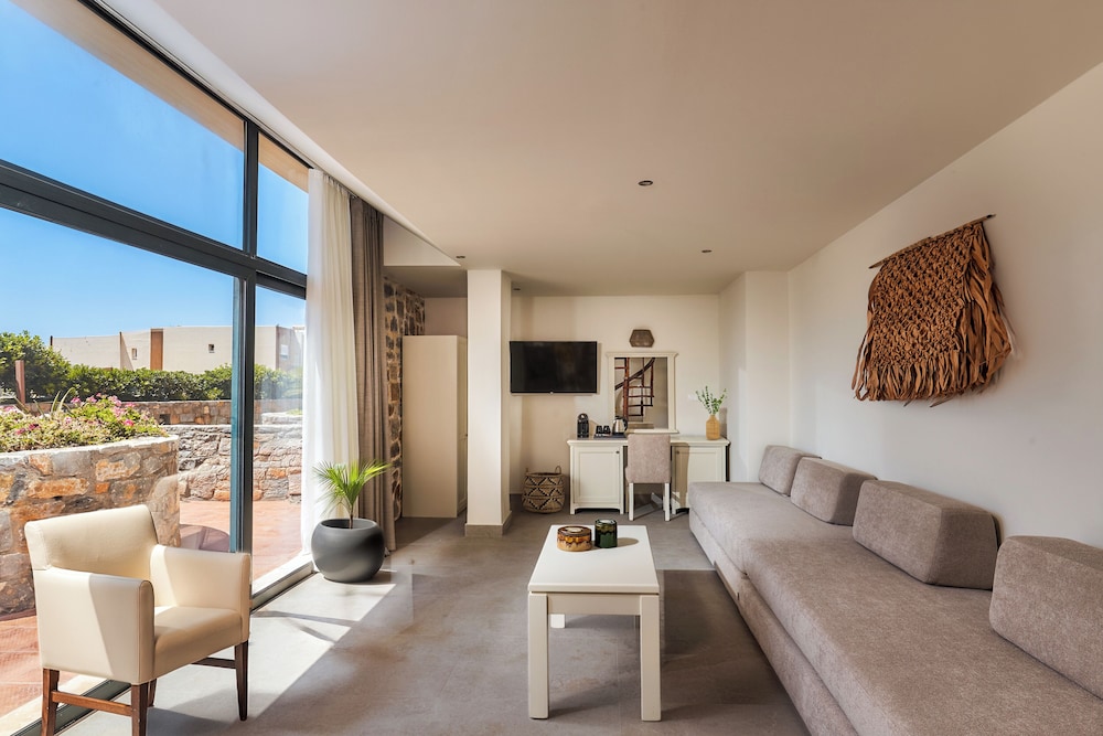 Koutrakis Suites by Estia 30/50