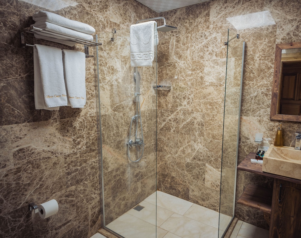 Olivia Cave Hotel 42/44