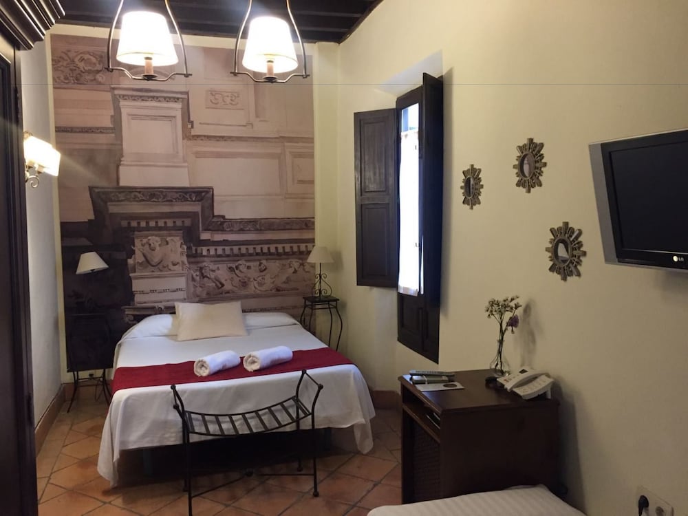 Casa Del Capitel Nazari 38/70