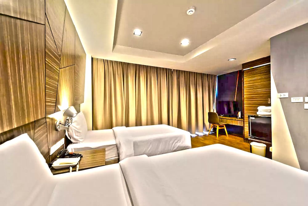 H2 Hotel 20/48