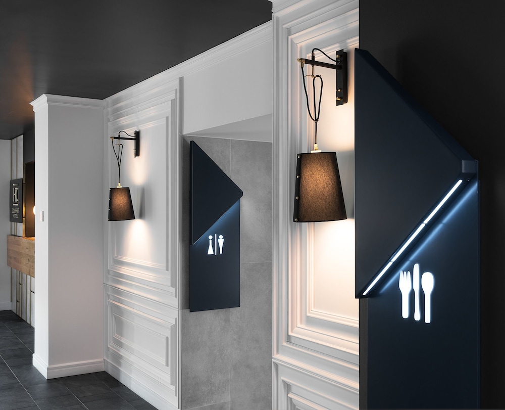 Del Corso Hotel 37/71