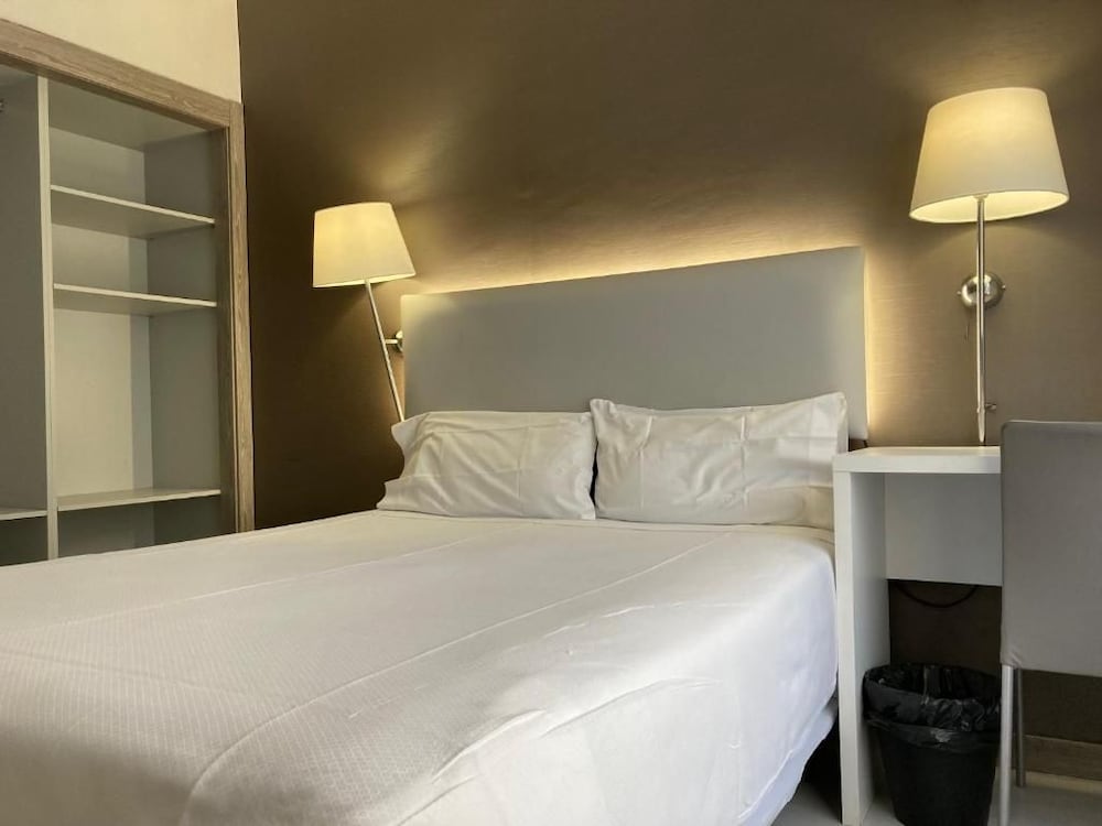 Hotel Bilbi 36/57