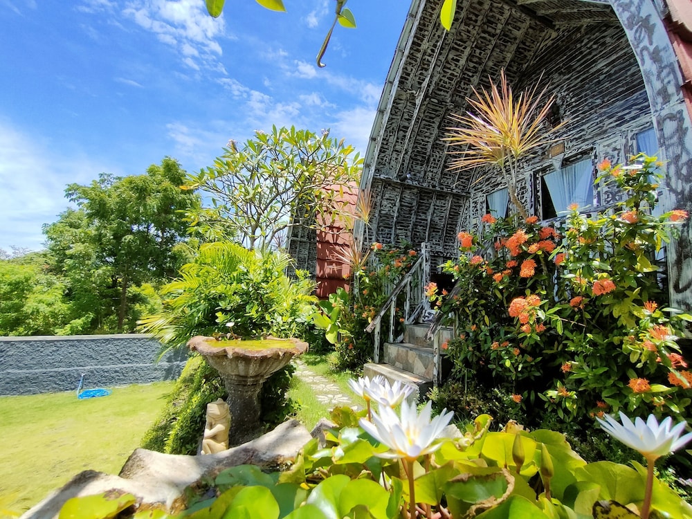 Hotra Hill Cottage by ZUZU 26/34