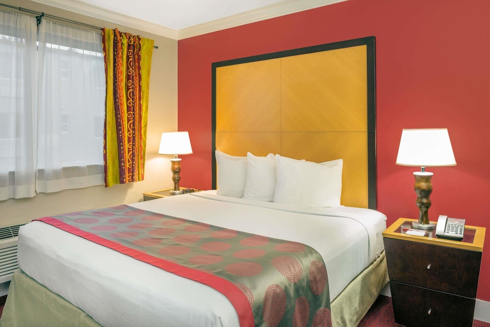 Ramada By Wyndham Miami Springs/Miami International Airport 15/48