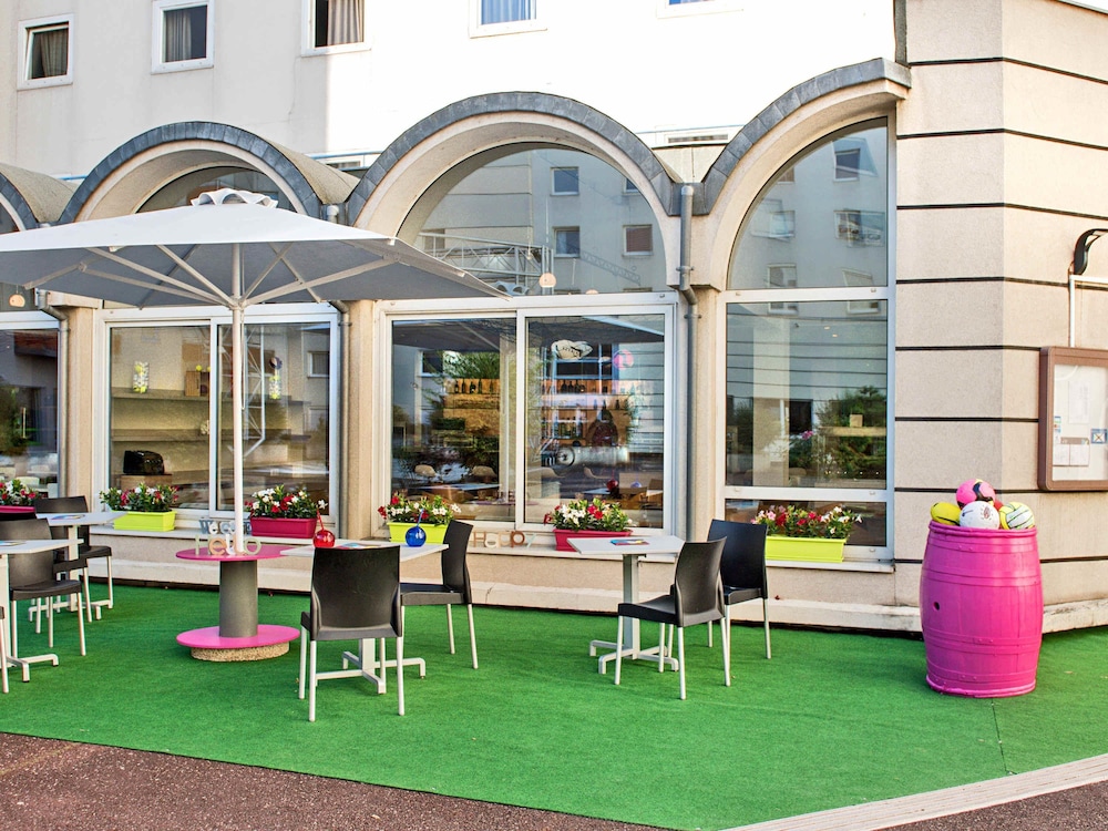 ibis Styles Strasbourg Stade de la Meinau 62/65