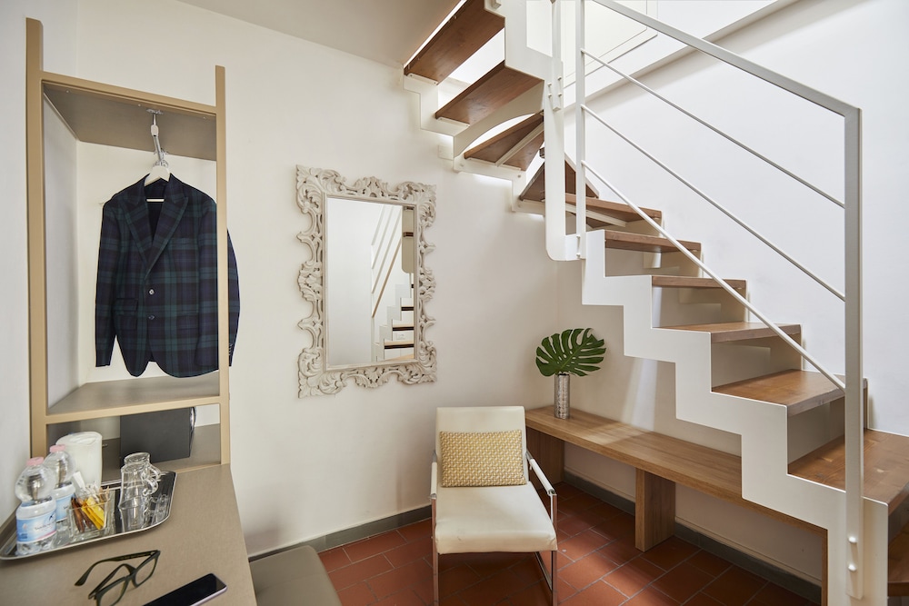 SETTE ANGELI ROOMS 59/72