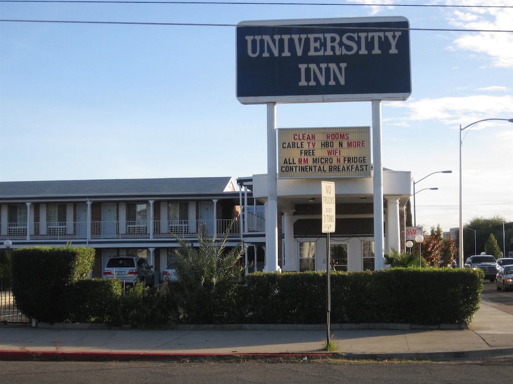 University Inn 1/40