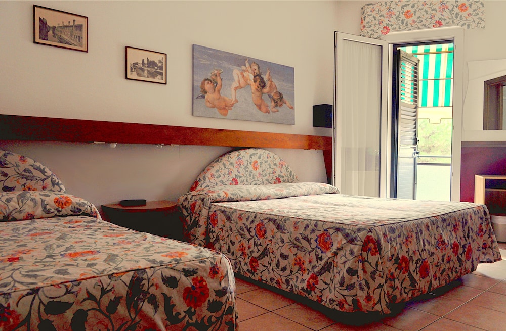 Hotel Roma 5/26