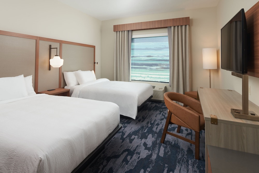 Fairfield Inn & Suites by Marriott West Palm Beach 8/37