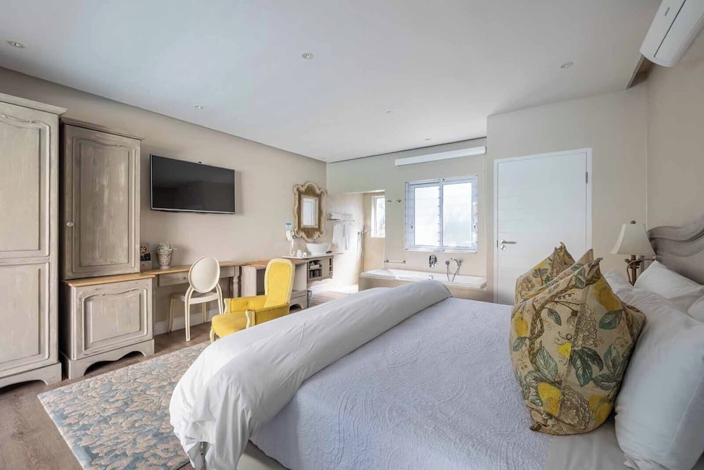 Hermanus Boutique Guest House 26/65