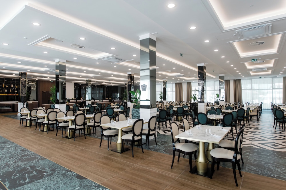 Olympia Hotel 34/50