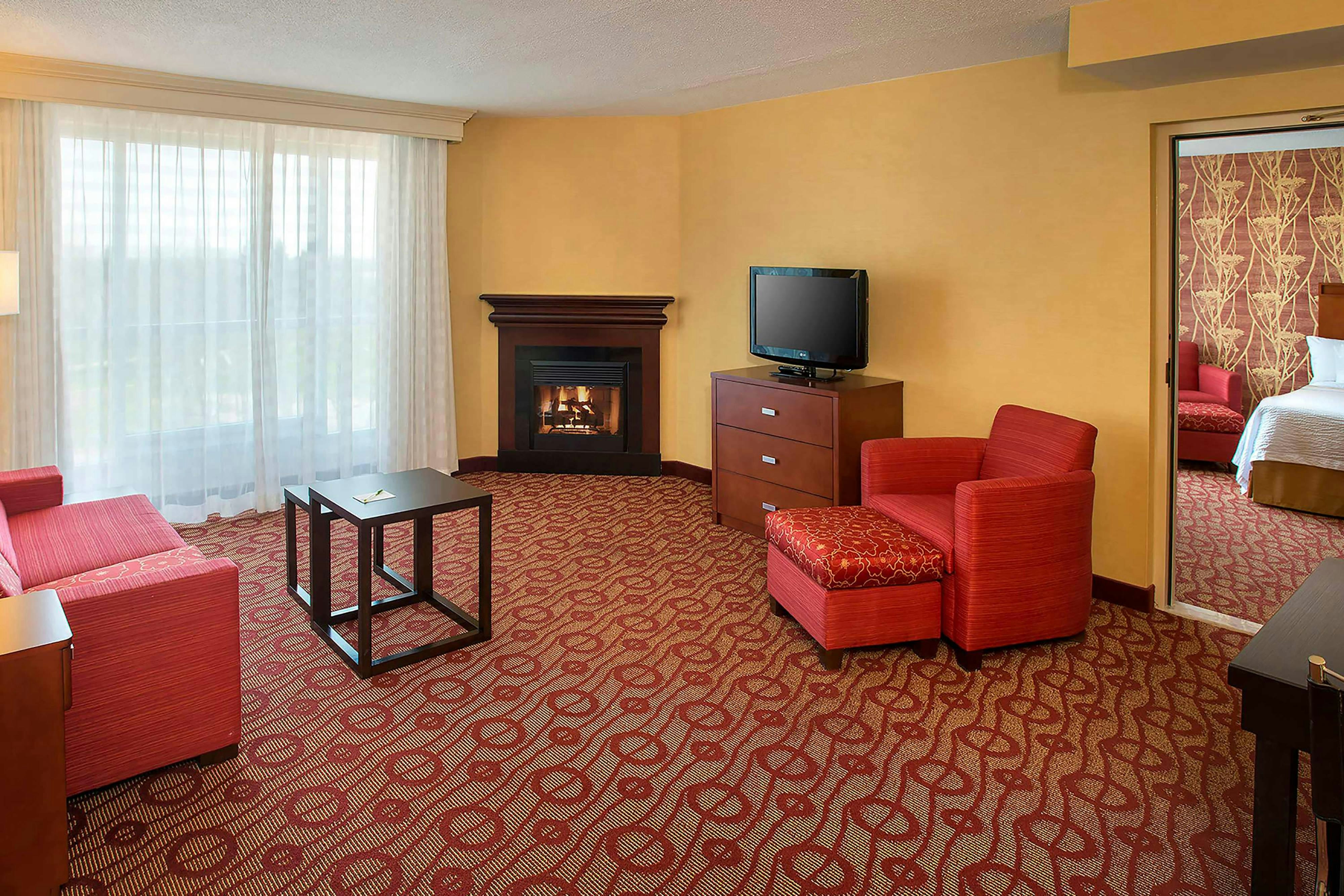 Courtyard By Marriott Niagara Falls 22/39