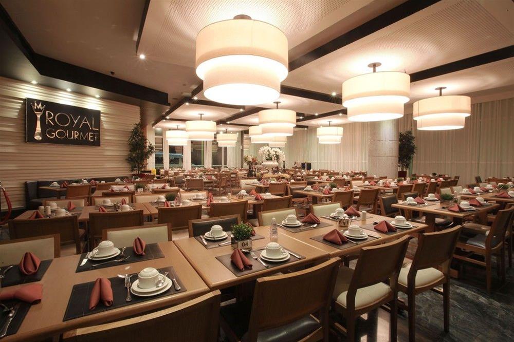 Royal Macae Palace Hotel 35/41